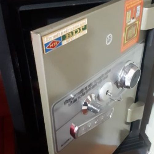 Mở khóa két sắt uy tín giá rẻ